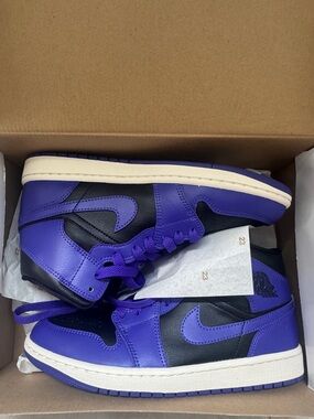 NIKE AIR JORDAN 1 Women’s Black and Purple High-Top Sneakers